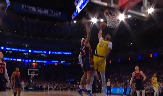 Gražiausias NBA nakties epizodas - galingas M. Turnerio dėjimas (VIDEO)